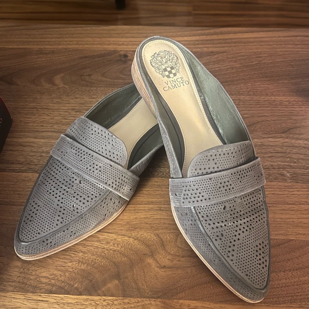 Vince Camuto Slides